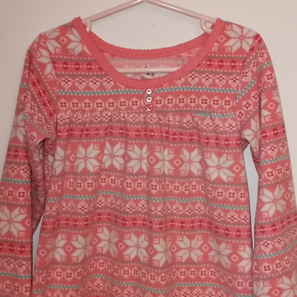 Snowflake Long Sleeve Nightgown - Picture 2 of 6